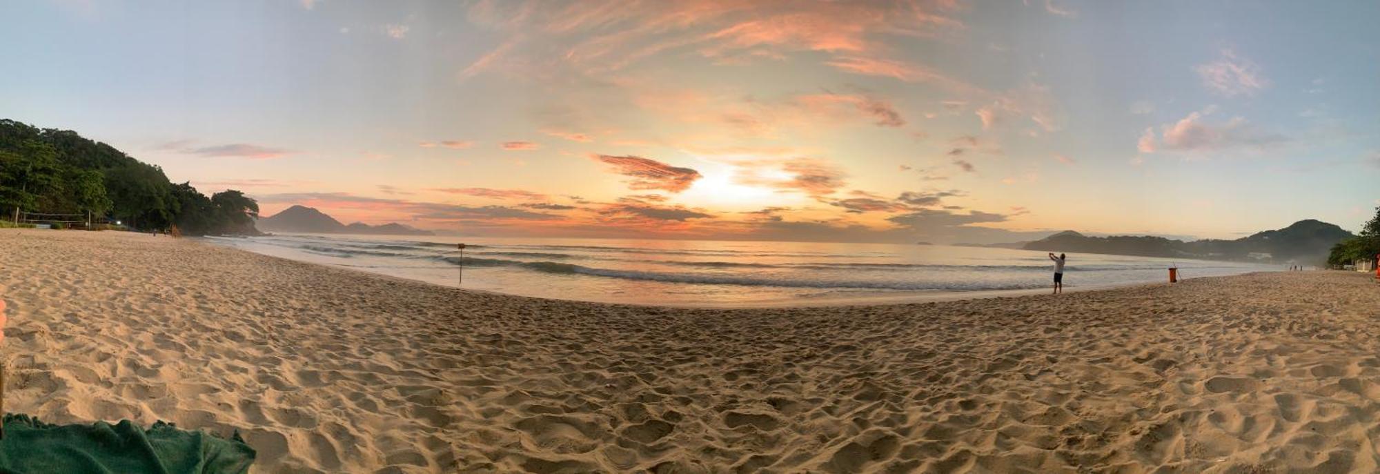 Six-Bedroom House,1656218462:JPEG